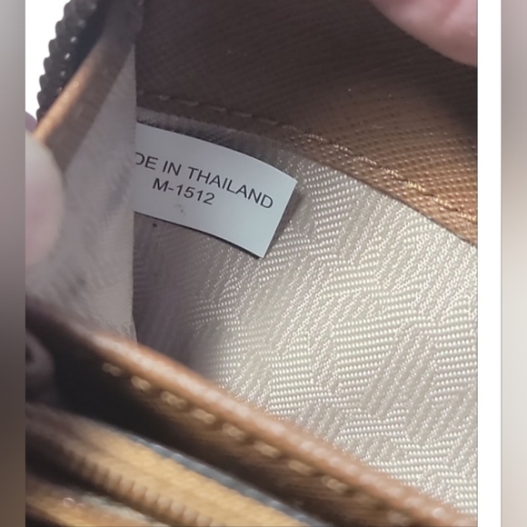 Michael Kors Jet Set Travel Shoulder Bag & Large Wallet Clutch Ivory Brown - Picture 6 of 16